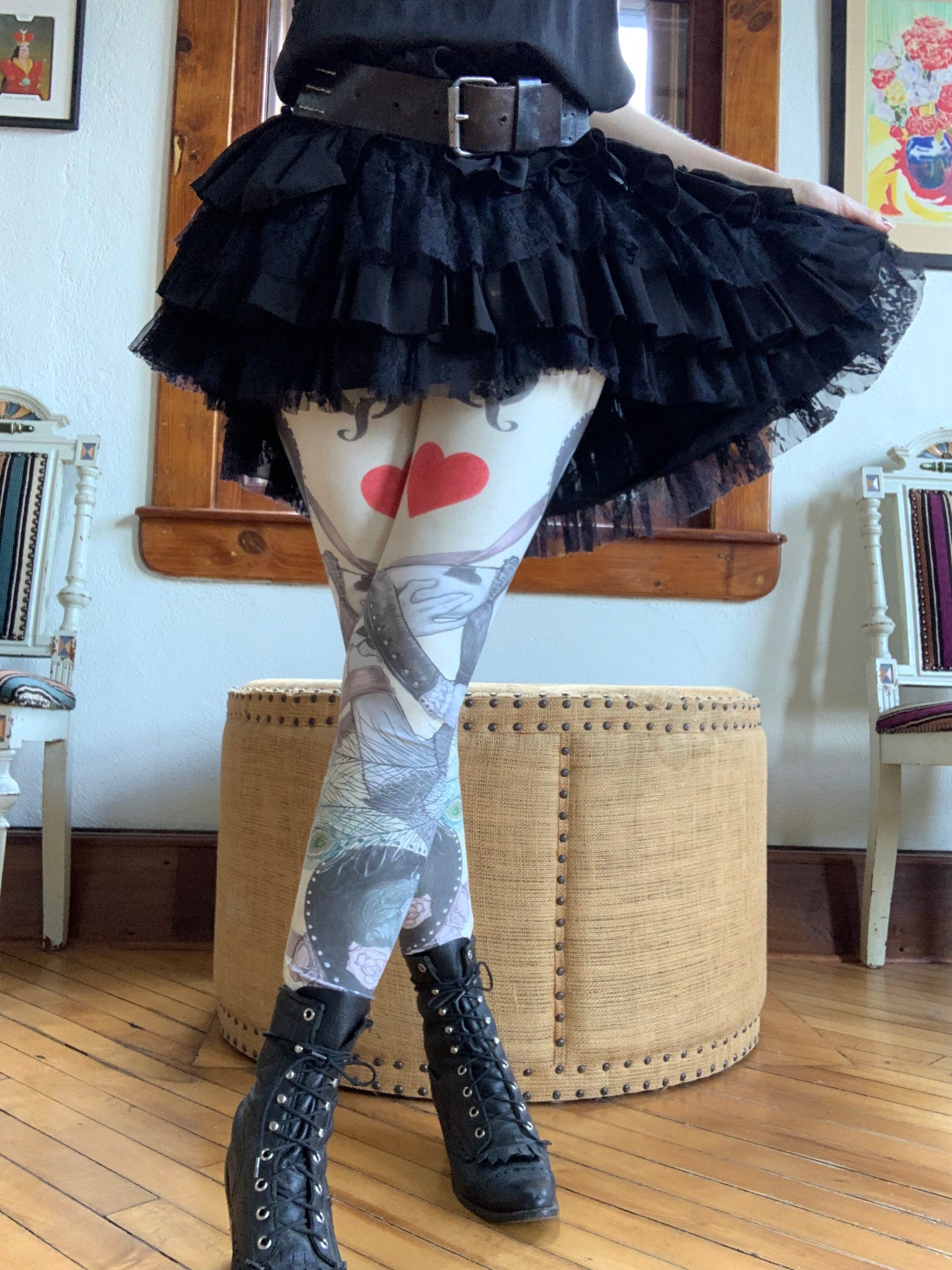 Queen of Can-Can Hearts Legging ~ Fox Savant