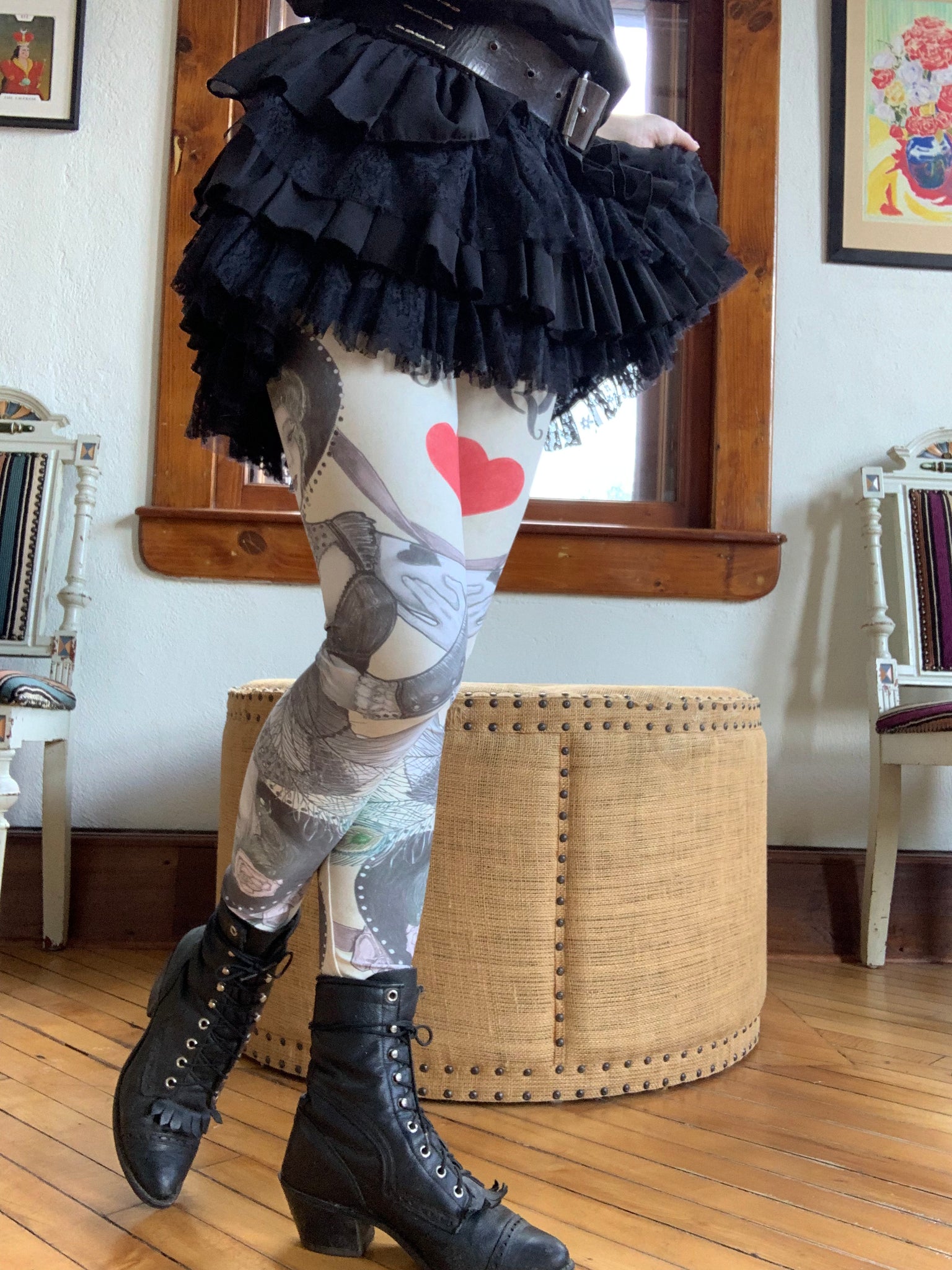 Queen of Can-Can Hearts Legging ~ Fox Savant