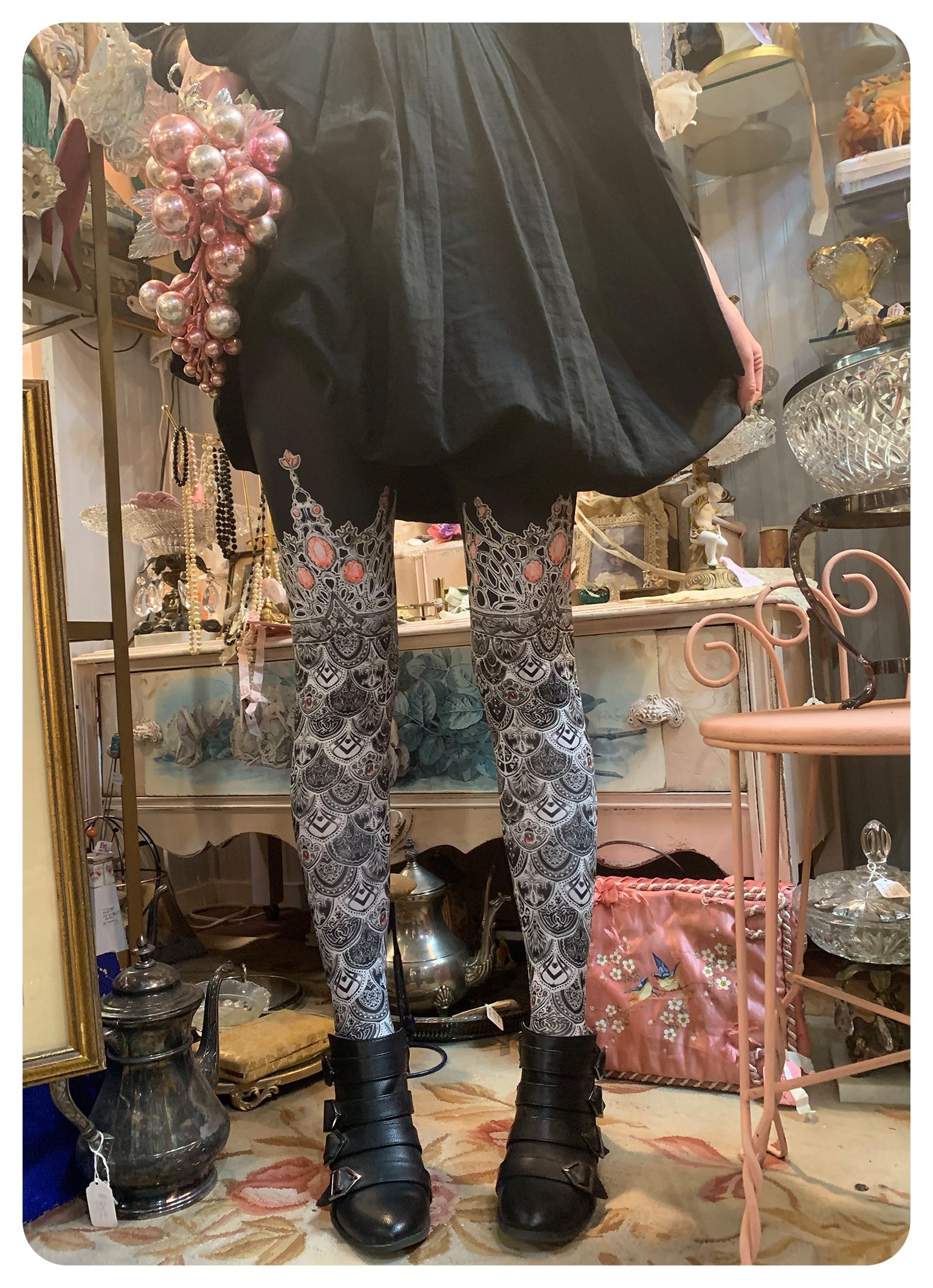 Ruby Armor Leggings ~ Fox Savant
