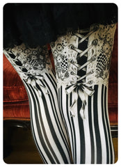 Burlesque Leggings ~ Fox Savant