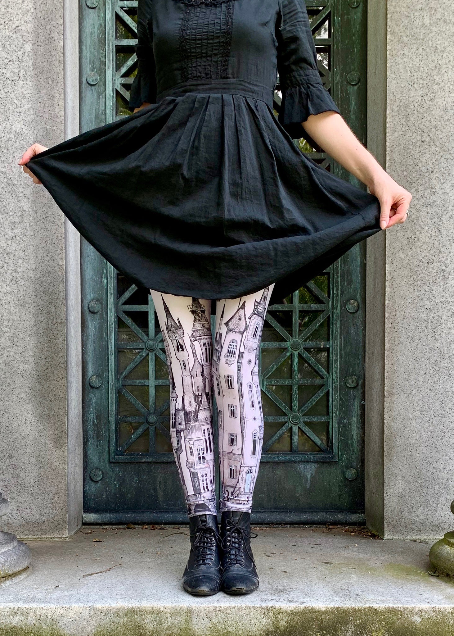 Victorian City Leggings  ~ Fox Savant