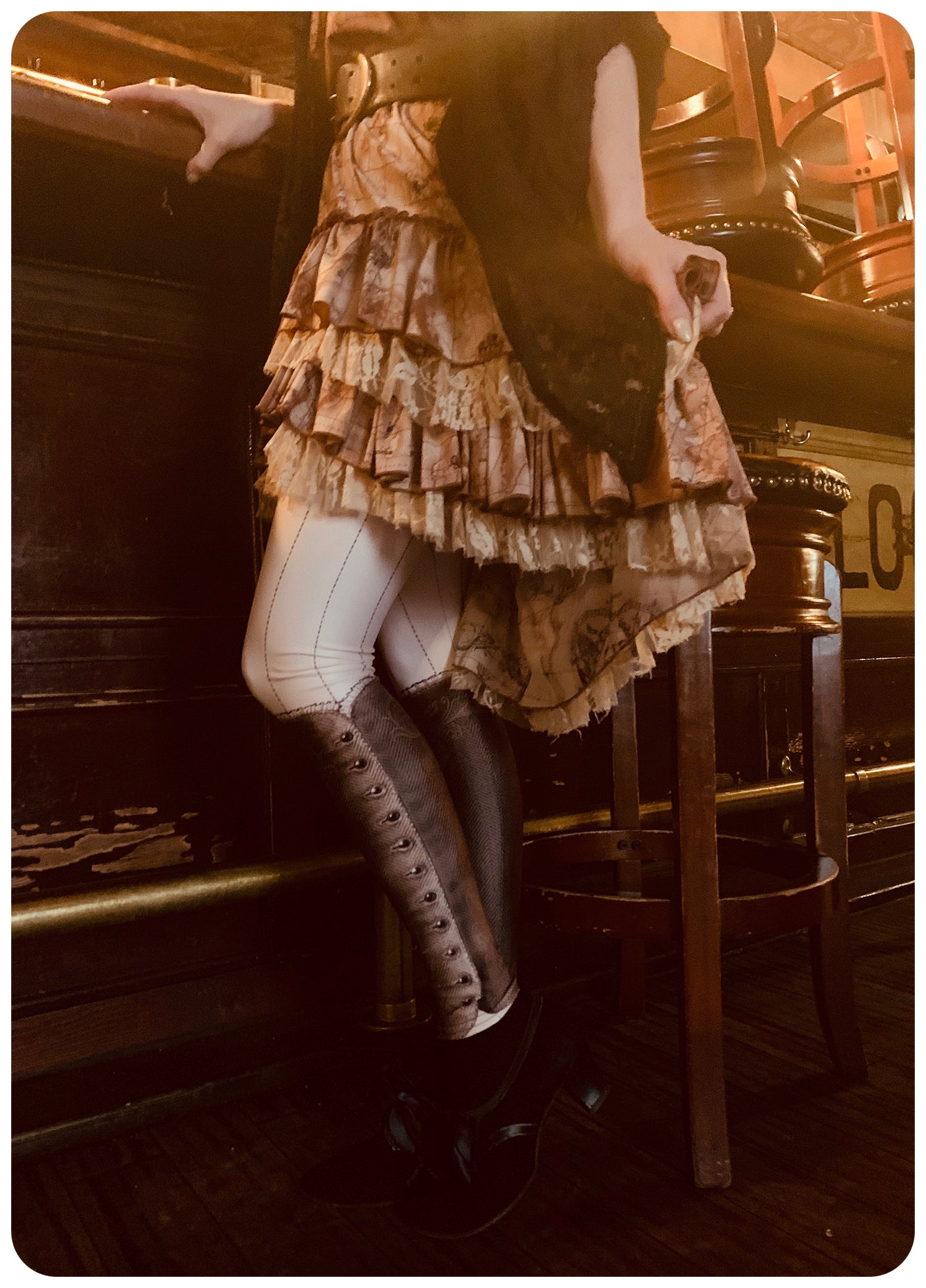 Saloon Leggings - Sepia ~ Fox Savant